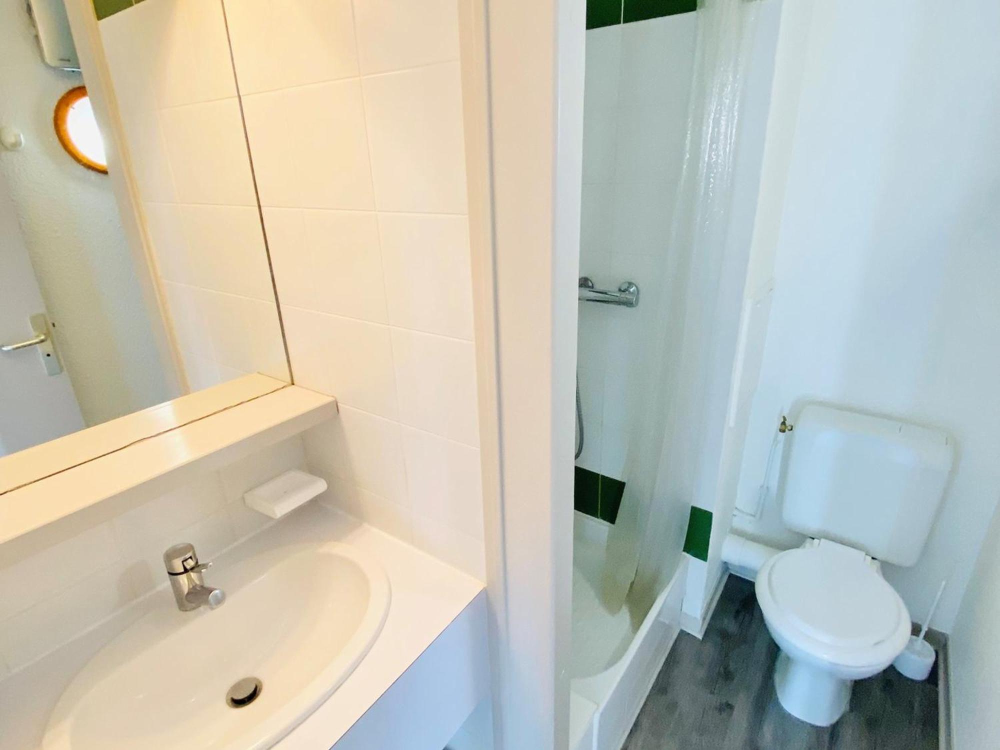 Duplex Moderne Avec Balcon, Parking, Cuisine Equipee - Fr-1-516-22 Διαμέρισμα Λε Ντεζ Αλπ Εξωτερικό φωτογραφία
